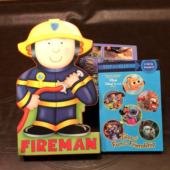 Kid's Book Bundle - Picture 1 of 5